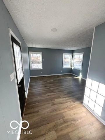 1629 W US Highway 136, Crawfordsville, IN 47933