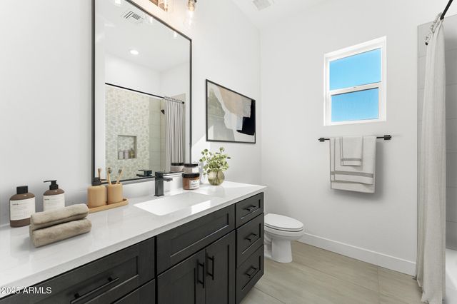 20256 W Highland Avenue, Litchfield Park, AZ 85340