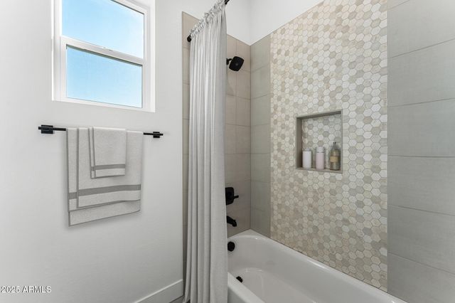 20256 W Highland Avenue, Litchfield Park, AZ 85340