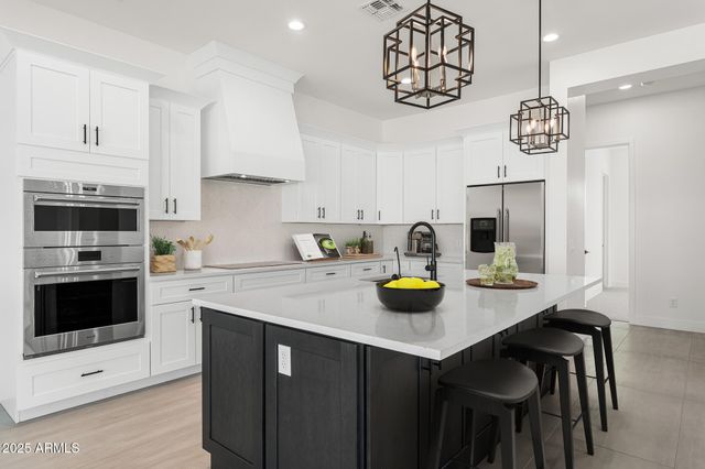 20256 W Highland Avenue, Litchfield Park, AZ 85340