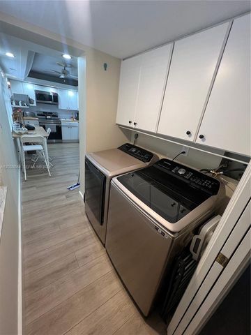 3520 Oaks Way 607, Pompano Beach, FL 33069