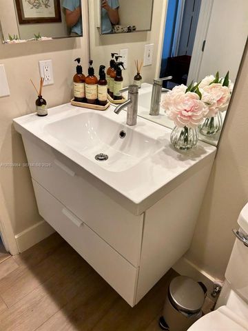 3520 Oaks Way 607, Pompano Beach, FL 33069