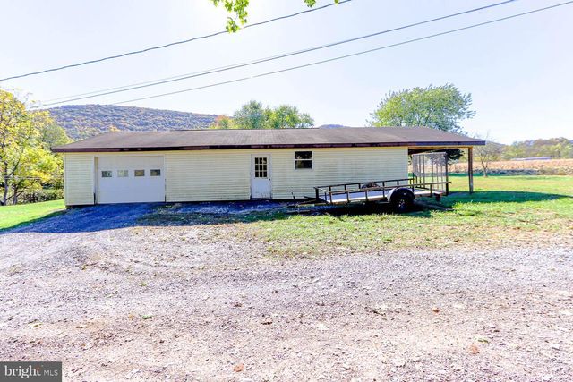 10 FLATLAND RD, Lewistown, PA 17044