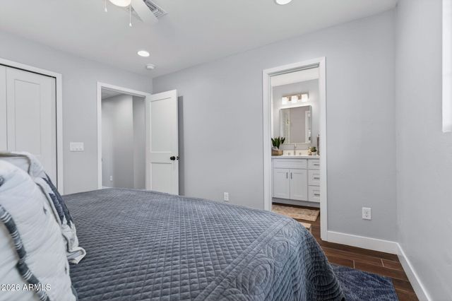 3839 E VERNON Avenue, Phoenix, AZ 85008
