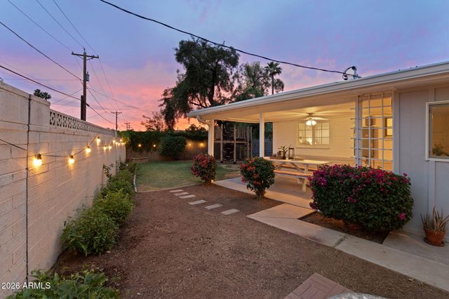 3839 E VERNON Avenue, Phoenix, AZ 85008