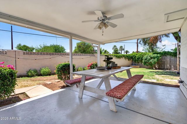 3839 E VERNON Avenue, Phoenix, AZ 85008