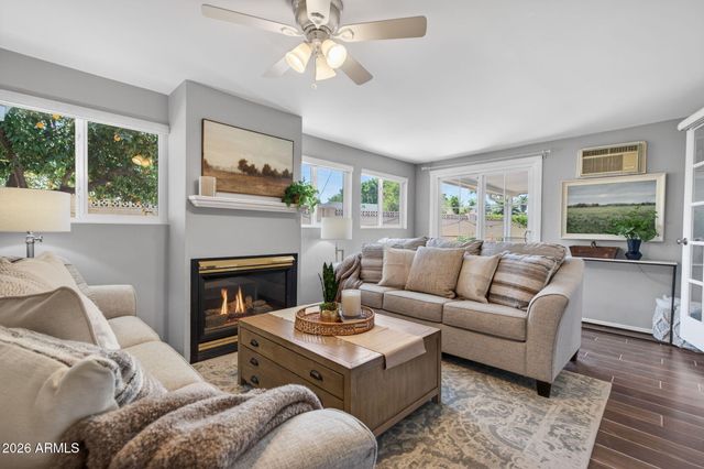 3839 E VERNON Avenue, Phoenix, AZ 85008