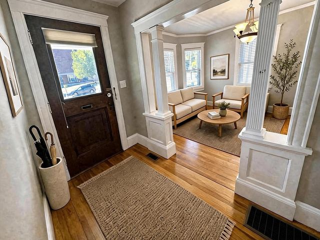 1581 Washington St 1, Newton, MA 02465