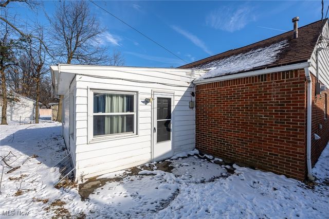 670 Hemlock Drive, Euclid, OH 44132