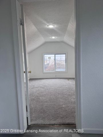 900 Middle Street, Lansing, MI 48915