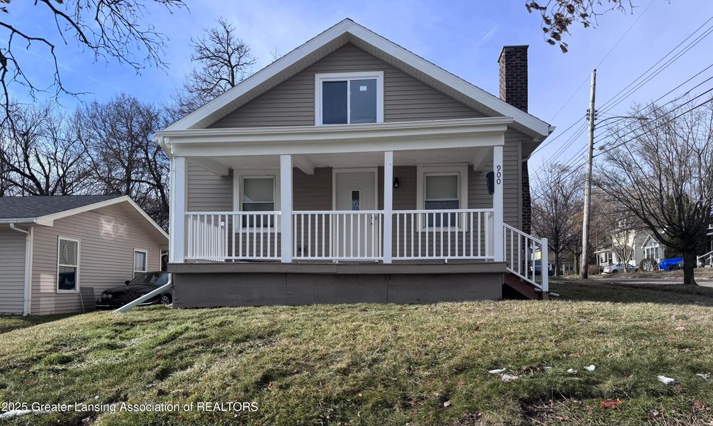 900 Middle Street, Lansing, MI 48915