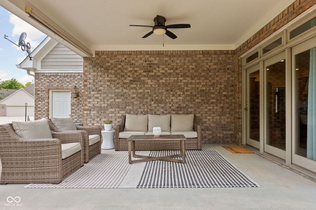 7 Woodsedge Court, Pittsboro, IN 46167