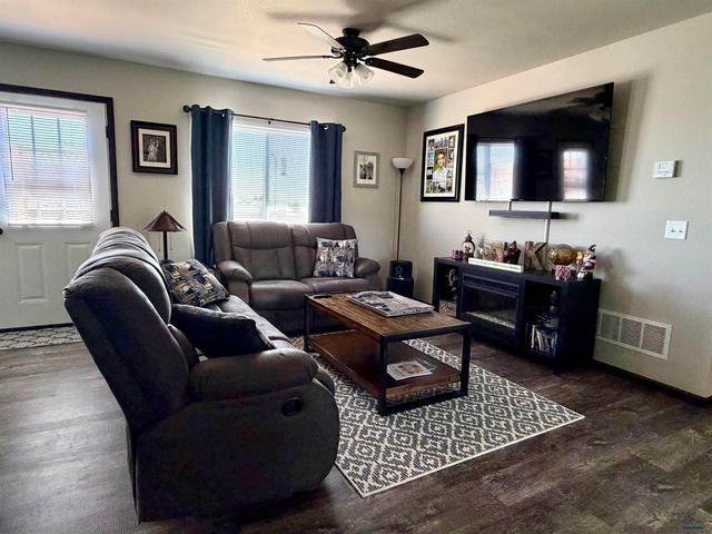 4450 MISTY WOODS LN, Rapid City, SD 57701