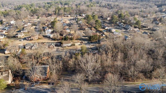 3033 Box Canyon Road SE, Huntsville, AL 35757