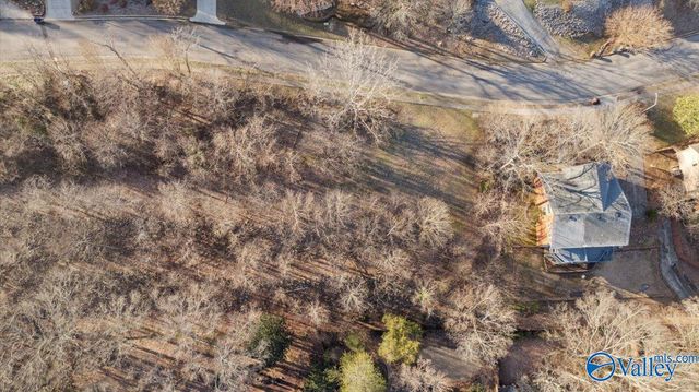 3033 Box Canyon Road SE, Huntsville, AL 35757