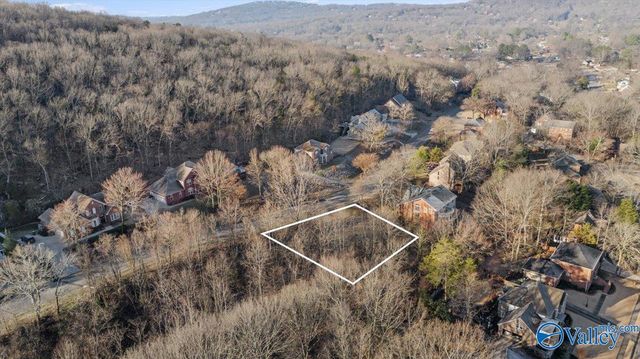 3033 Box Canyon Road SE, Huntsville, AL 35757