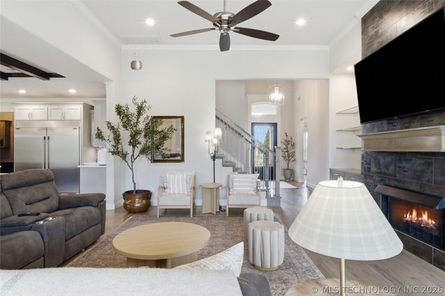 405 E 127th Place S, Jenks, OK 74037