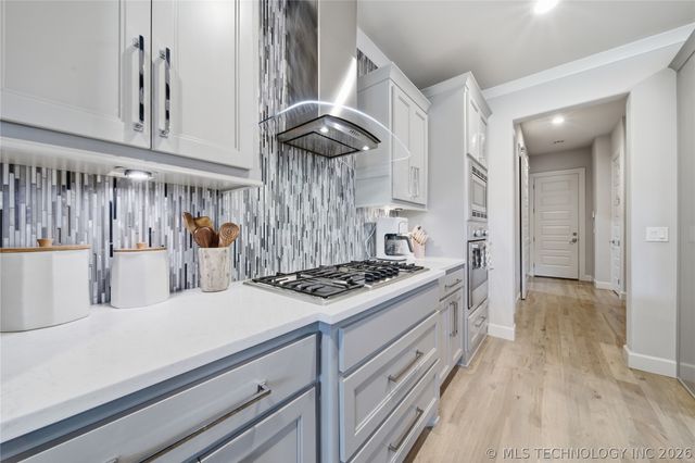 405 E 127th Place S, Jenks, OK 74037