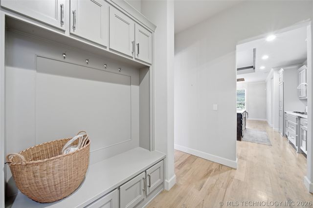 405 E 127th Place S, Jenks, OK 74037