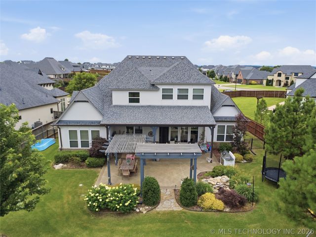 405 E 127th Place S, Jenks, OK 74037