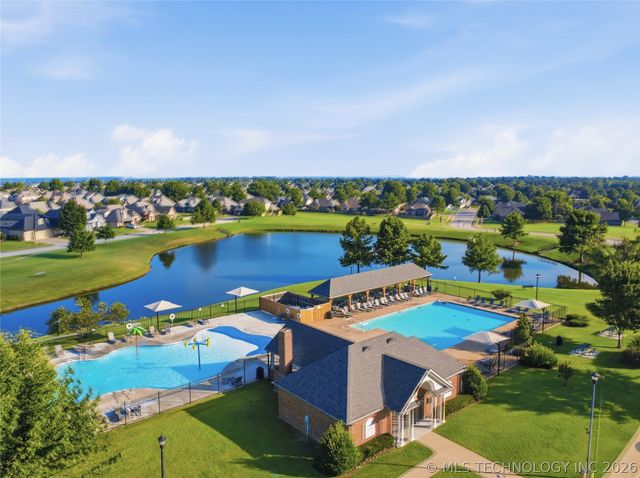 405 E 127th Place S, Jenks, OK 74037