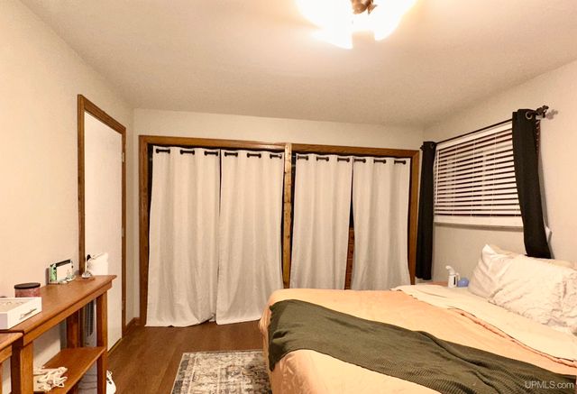 301 Cleveland Avenue, Kingsford, MI 49802