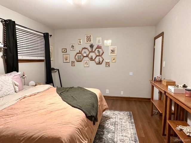 301 Cleveland Avenue, Kingsford, MI 49802