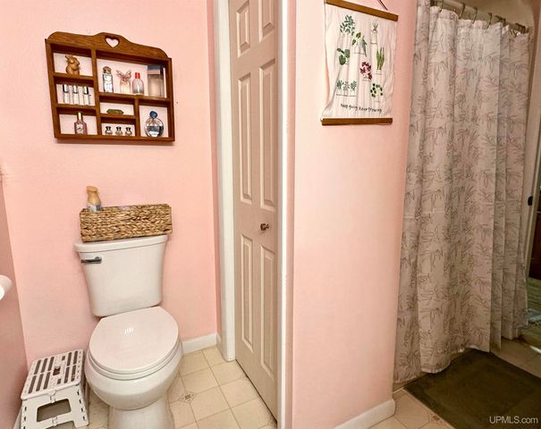 301 Cleveland Avenue, Kingsford, MI 49802