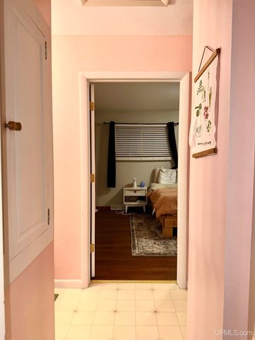 301 Cleveland Avenue, Kingsford, MI 49802