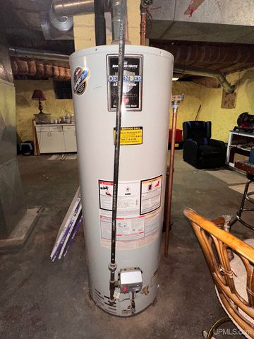 301 Cleveland Avenue, Kingsford, MI 49802