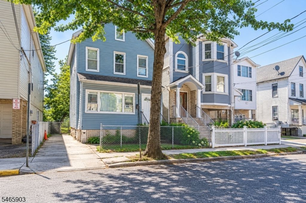 1018 Anna St, Elizabeth City, NJ 07201 — exterior