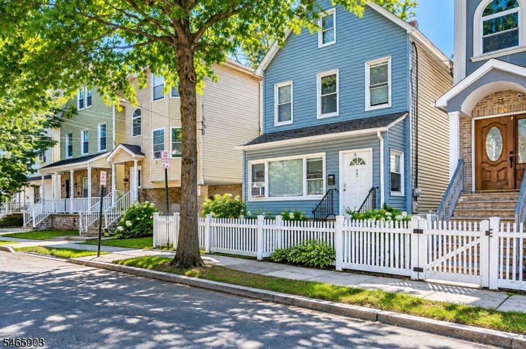 1018 Anna St, Elizabeth City, NJ 07201 — photo 2