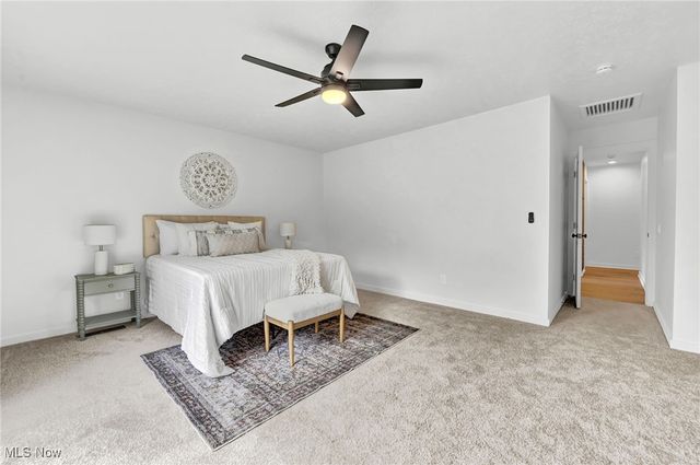 21359 Briar Bush Ln Lane, Strongsville, OH 44149