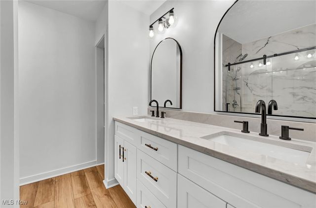 21359 Briar Bush Ln Lane, Strongsville, OH 44149