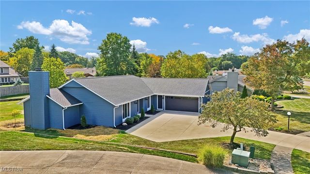 21359 Briar Bush Ln Lane, Strongsville, OH 44149