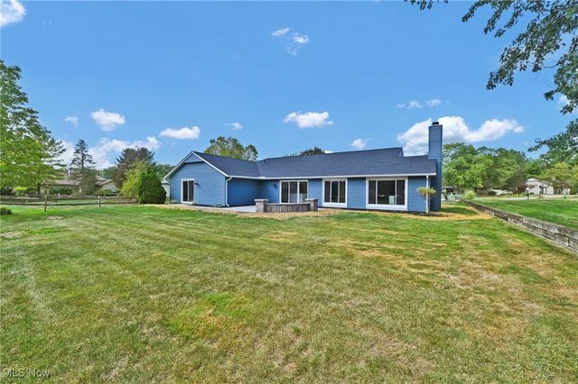21359 Briar Bush Ln Lane, Strongsville, OH 44149