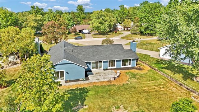 21359 Briar Bush Ln Lane, Strongsville, OH 44149