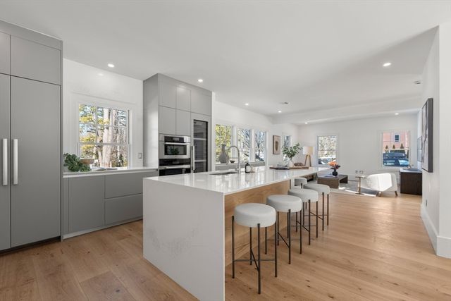 2 Effie Place, Lexington, MA 02421