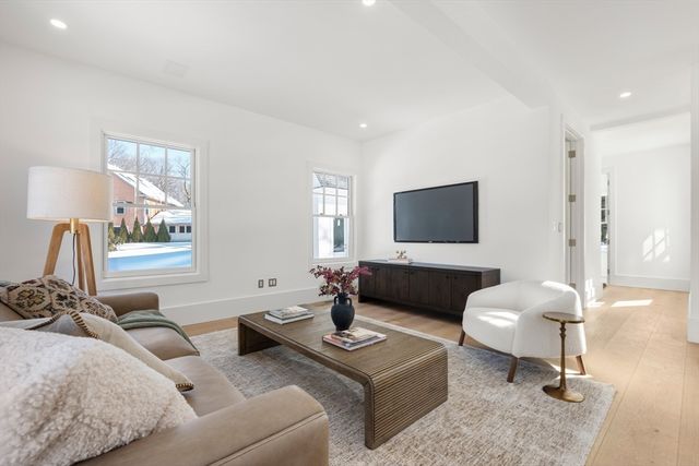 2 Effie Place, Lexington, MA 02421