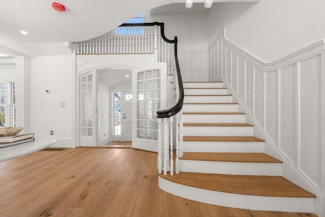 2 Effie Place, Lexington, MA 02421