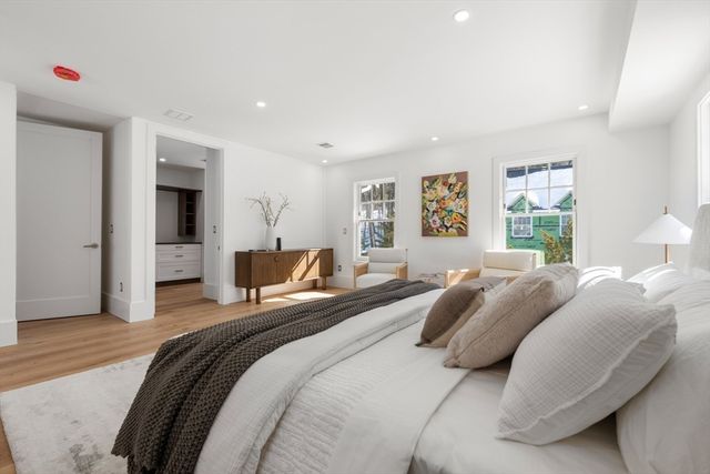 2 Effie Place, Lexington, MA 02421