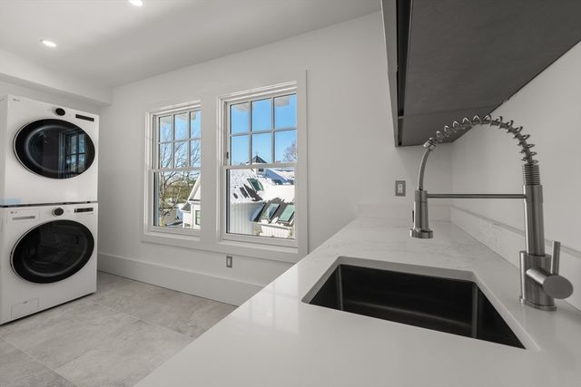 2 Effie Place, Lexington, MA 02421