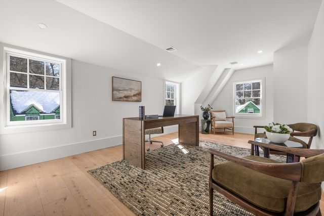 2 Effie Place, Lexington, MA 02421