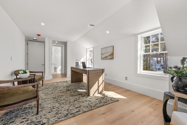 2 Effie Place, Lexington, MA 02421