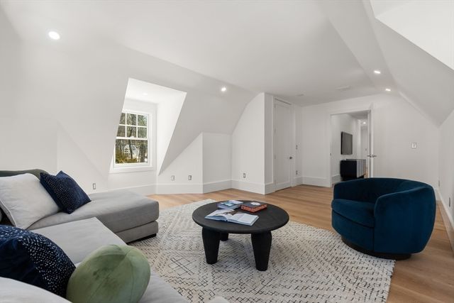 2 Effie Place, Lexington, MA 02421