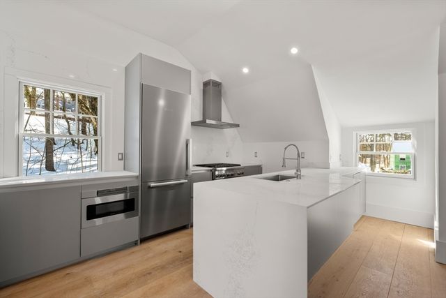 2 Effie Place, Lexington, MA 02421