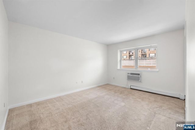 25 River Road 26, Nutley, NJ 07110