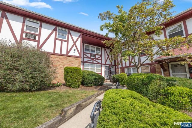 25 River Road 26, Nutley, NJ 07110