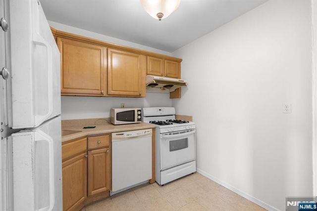 25 River Road 26, Nutley, NJ 07110
