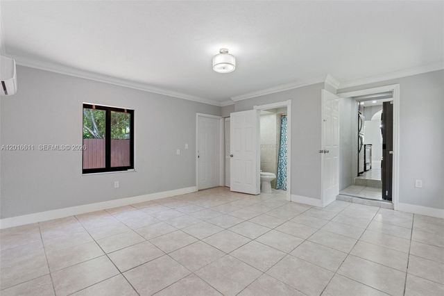 1025 Sylvania Blvd 0, West Miami, FL 33144